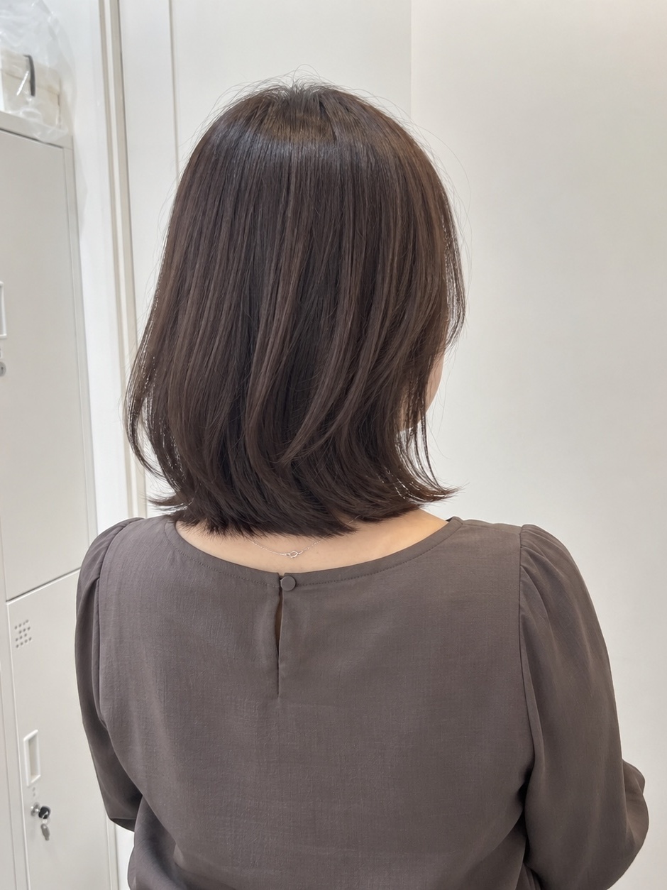 横顔のシルエットがきれいなショート