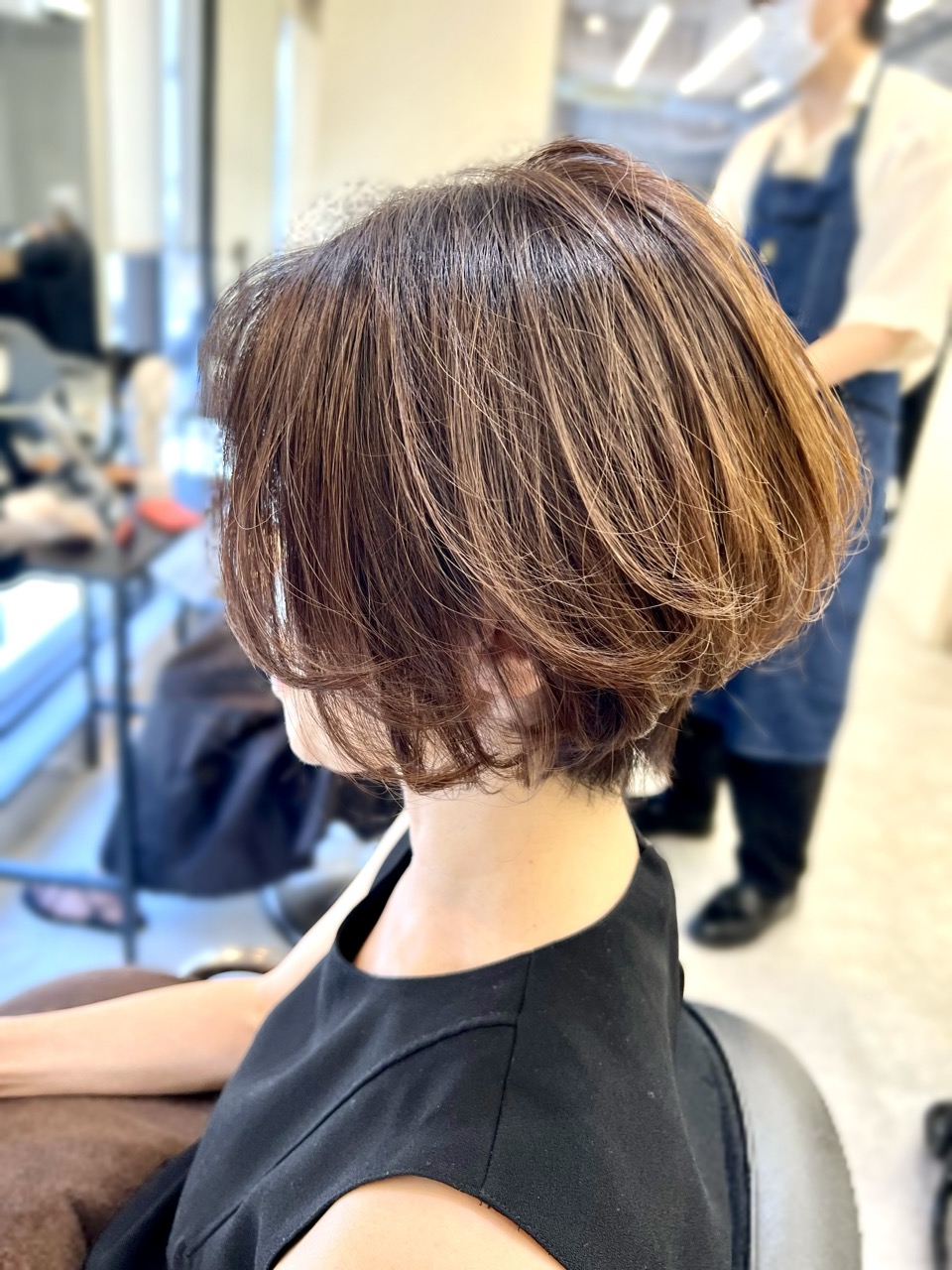 丸みのあるショートスタイル