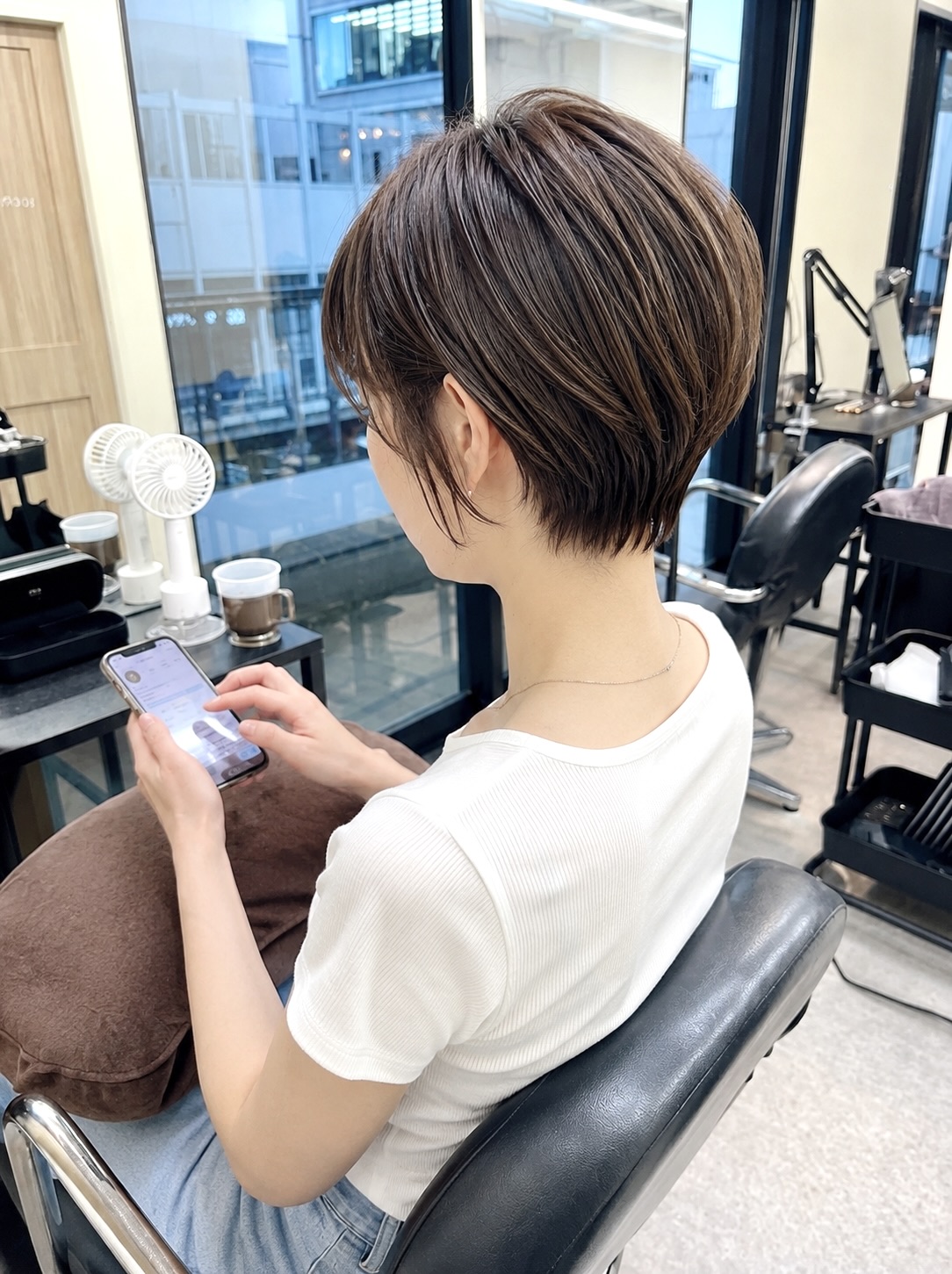 朝のセットを楽にする銀座のくびれショート
